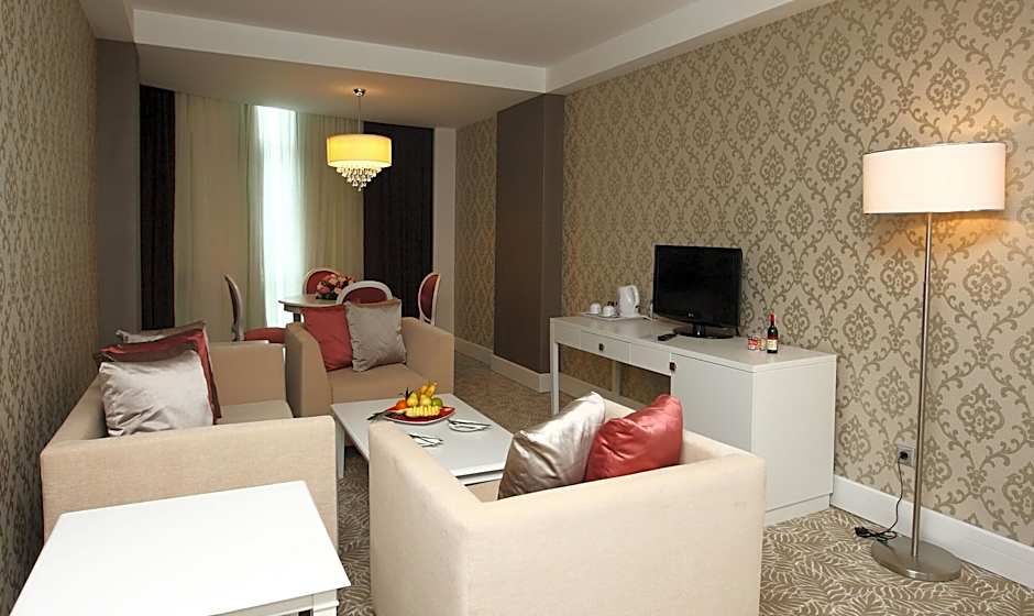 QafqaZ Baku City Hotel & Residence