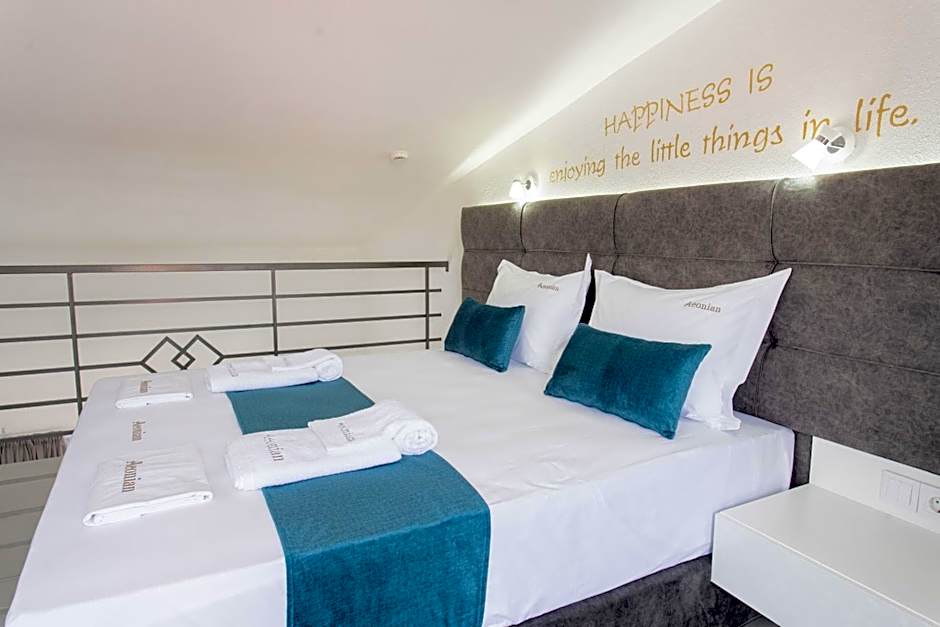 Aeonian Luxury Suites Asprovalta, Adults Only & Kids 12 Plus