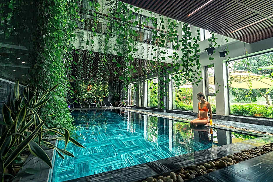 Liberty Hall Tam Coc Hotel & Villa