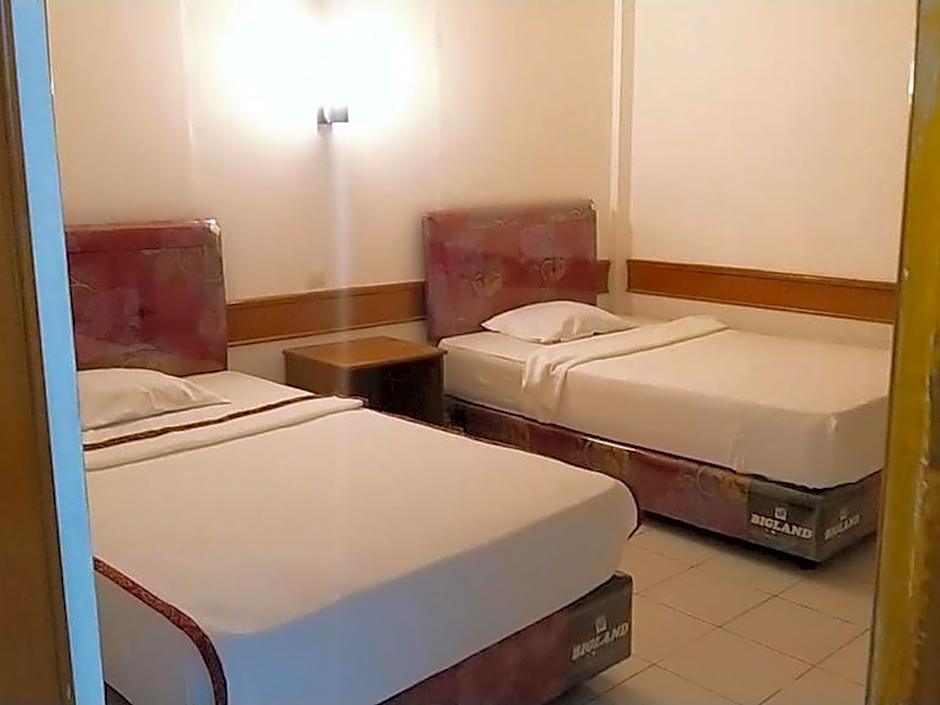 RedDoorz at Hotel Ermashta Jayapura