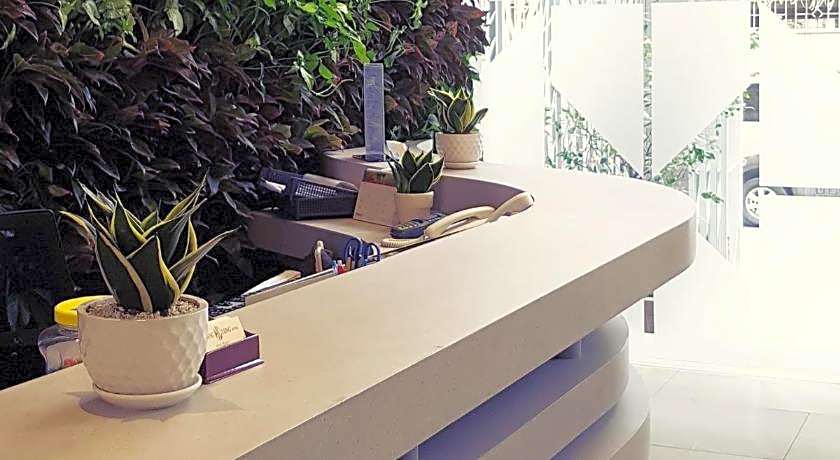 Royal Dragon Boutique Hotel