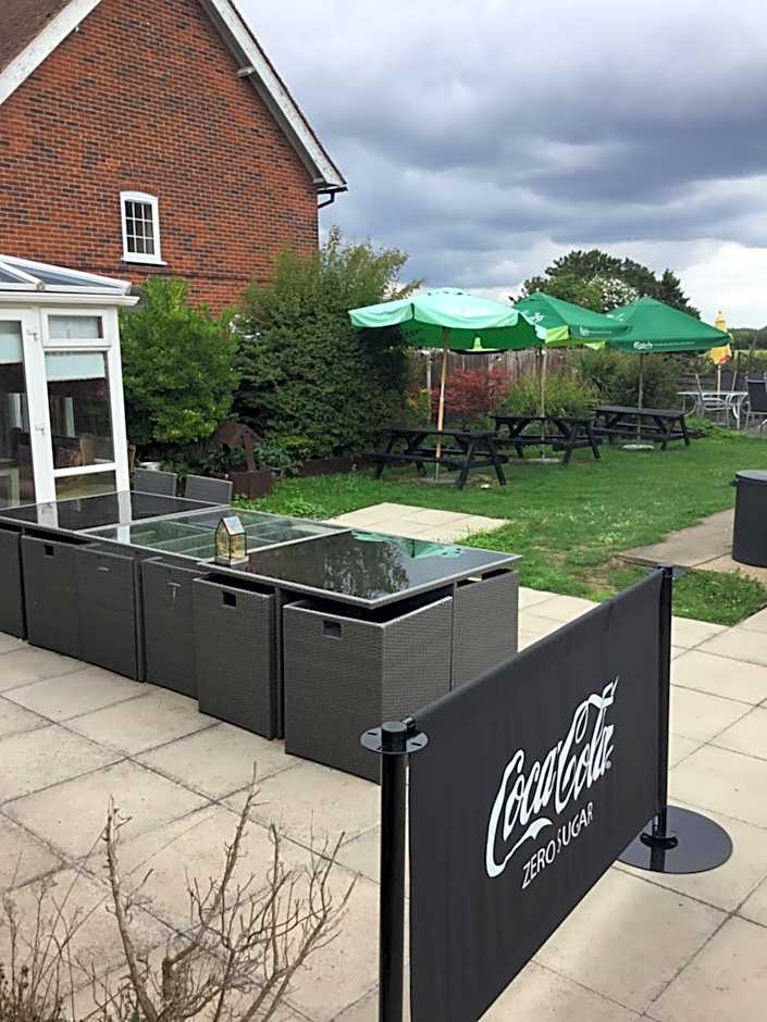 The Red Lion Great Offley