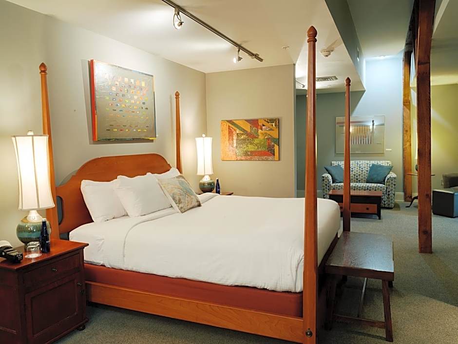 Lancaster Arts Hotel