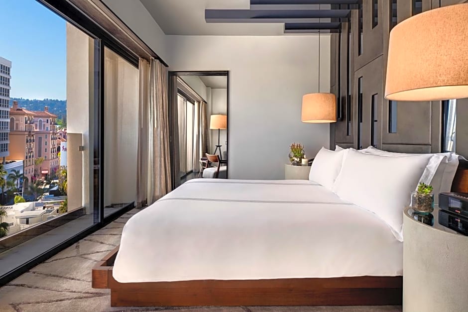 Sixty Beverly Hills