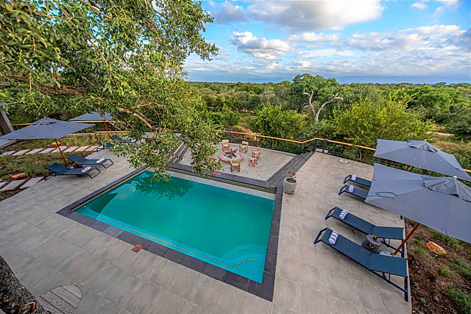 Little Kubu Lodge