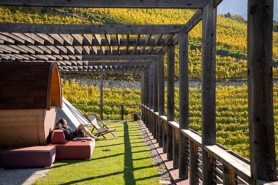 byHaller Suites & AO Restaurant