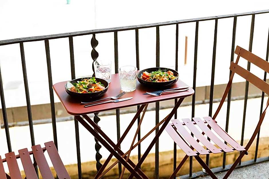 La Comuna by Bon Dia Residences