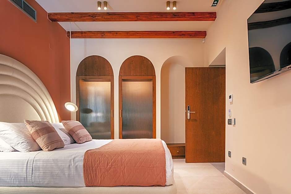 La Montre Luxury Boutique Suites