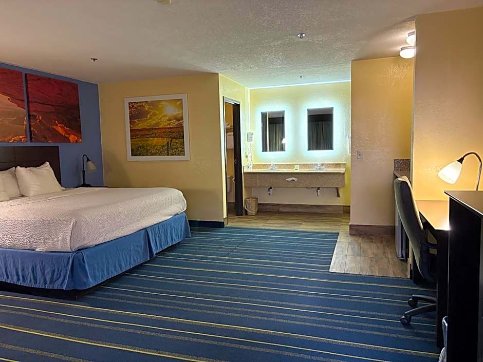 Days Inn by Wyndham Holbrook