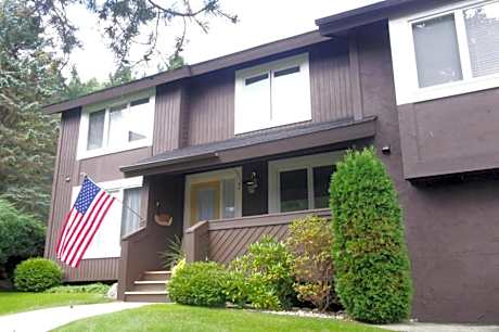 Three Bedroom Heather Highlands Townhouse