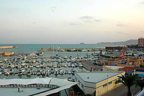 First Line Apartment With Wifi