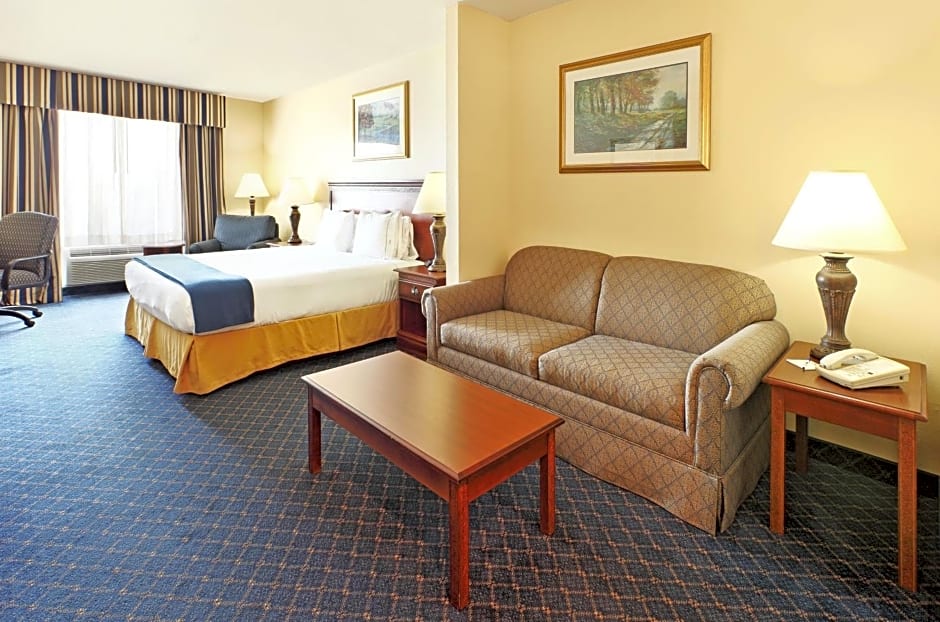 Holiday Inn Express Hotels & Suites Mountain Home By IHG