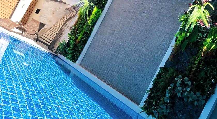 Golden Paradise Hotel