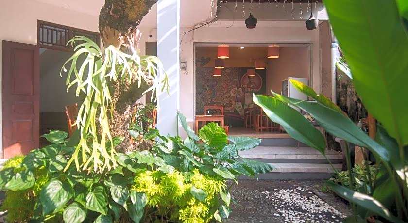 Miraa Guest House & Resto