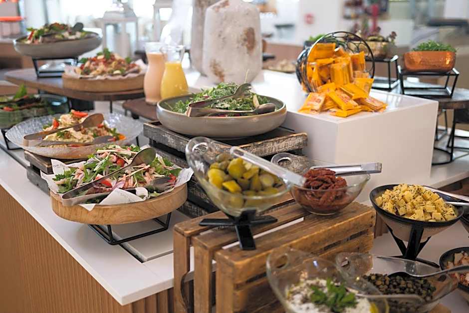 The King Jason Paphos - Designed for Adults