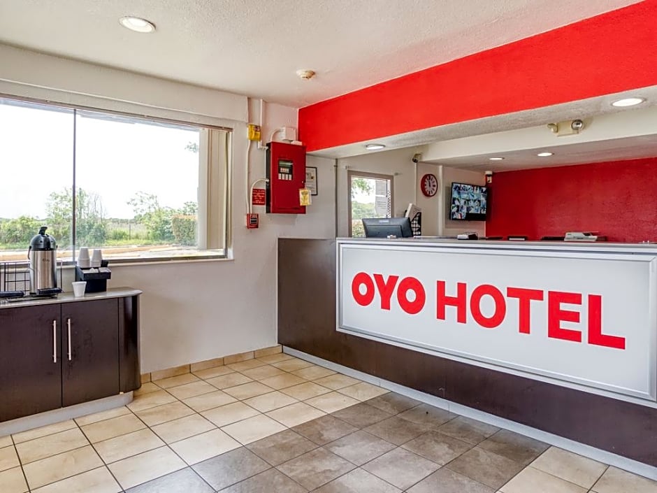 OYO Hotel Fort Worth East Gateway Ball Park