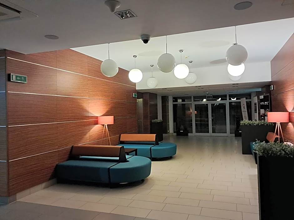 Hotel Kolna - darmowy parking, basen w cenie