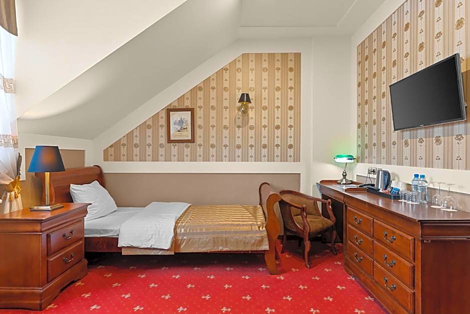 Hotel Diament Arsenal Palace Katowice - Chorzów