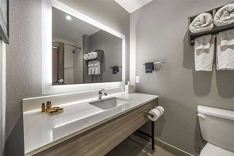 Best Western Plus Lawrenceburg