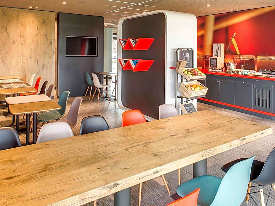 ibis Montceau les Mines