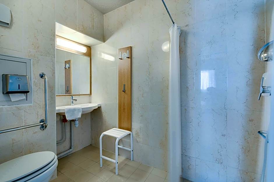 B&B HOTEL FREJUS Puget-sur-Argens