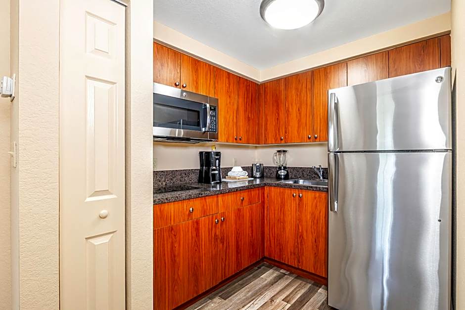 Mizner Place At Weston Town Center