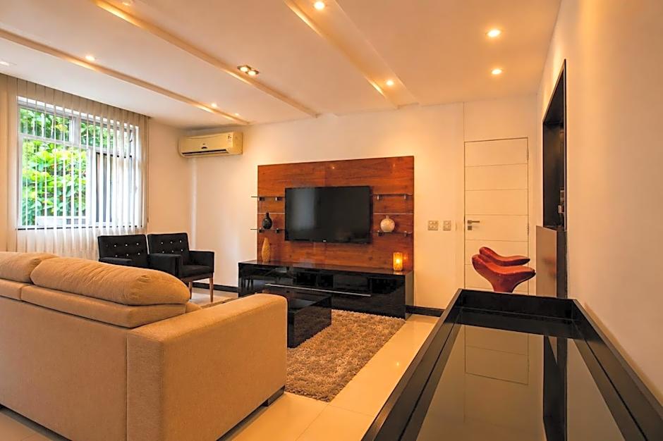 Comfortable 3 Bedrooms: Side Sea View
