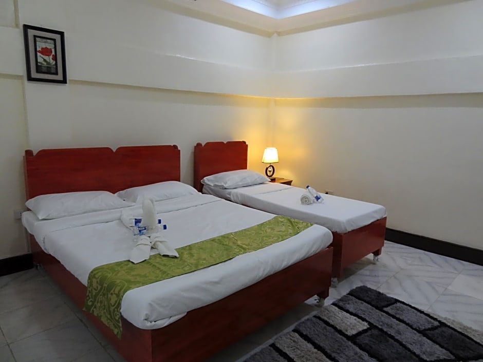 The Executive Villa Inn & Suites