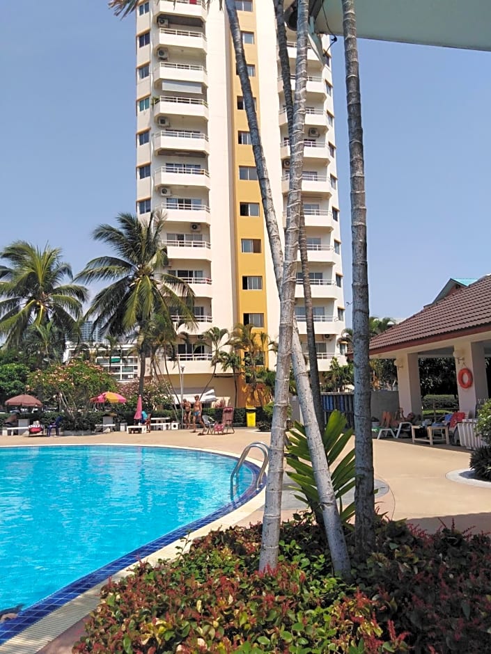 B&B View Talay 1B Residence by Dao