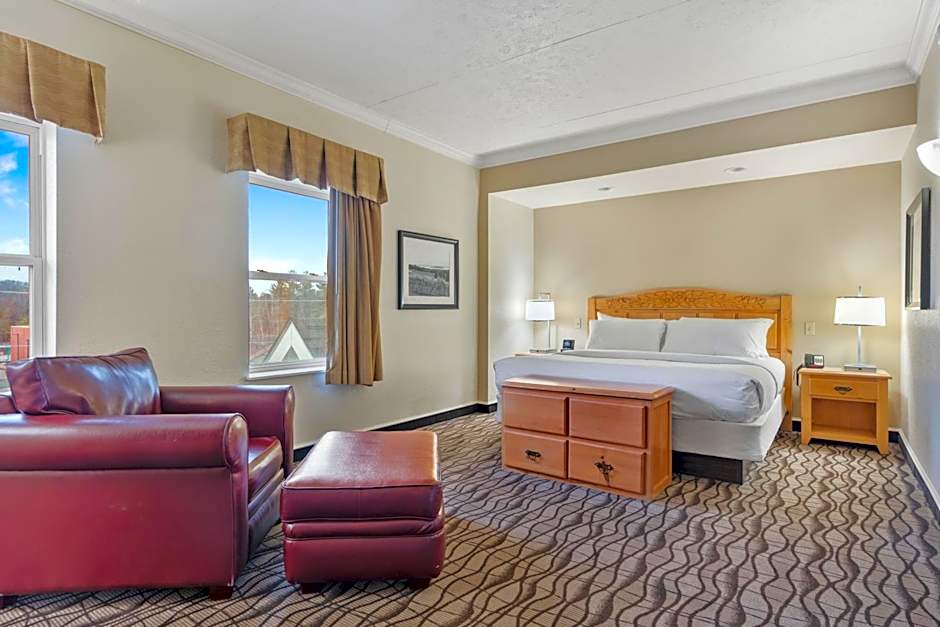 Cherry Tree Inn & Suites
