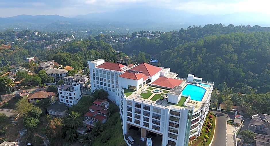 The Grand Kandyan Hotel