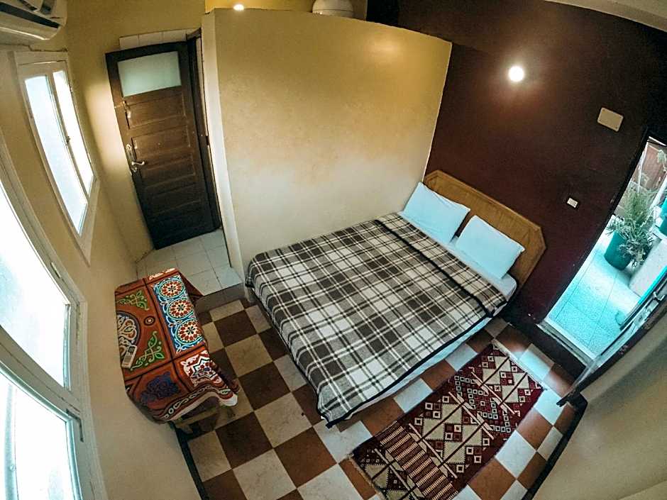 Photo 1 of 1 of Single En-Suite