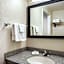 La Quinta Inn & Suites by Wyndham Oshkosh