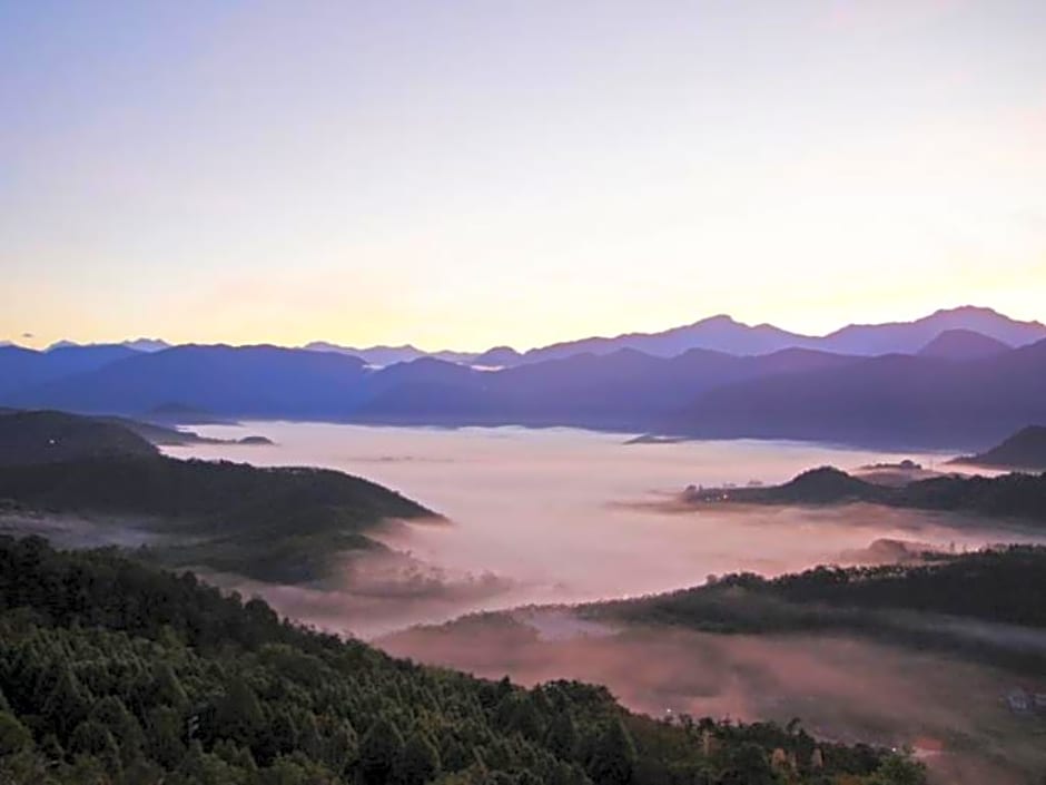 Sun Moon Lake Karuizawa Villa B&B