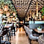 Art Suites Luxury Hotel