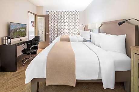 Queen Room with Two Queen Beds - Disability Access