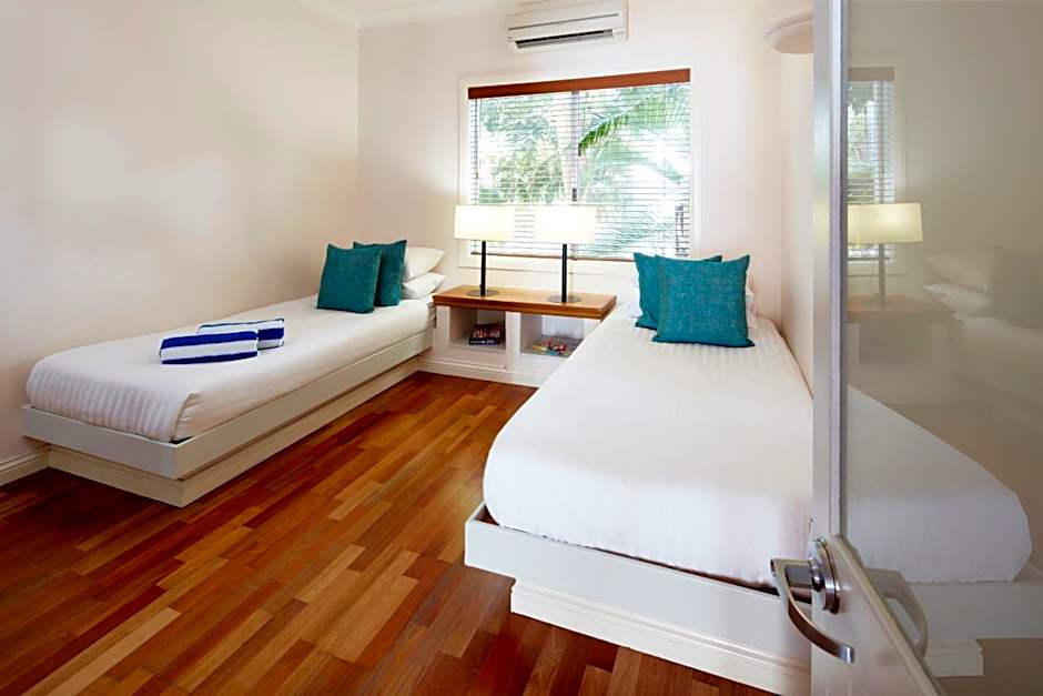 Alamanda Palm Cove Resort by Lancemore