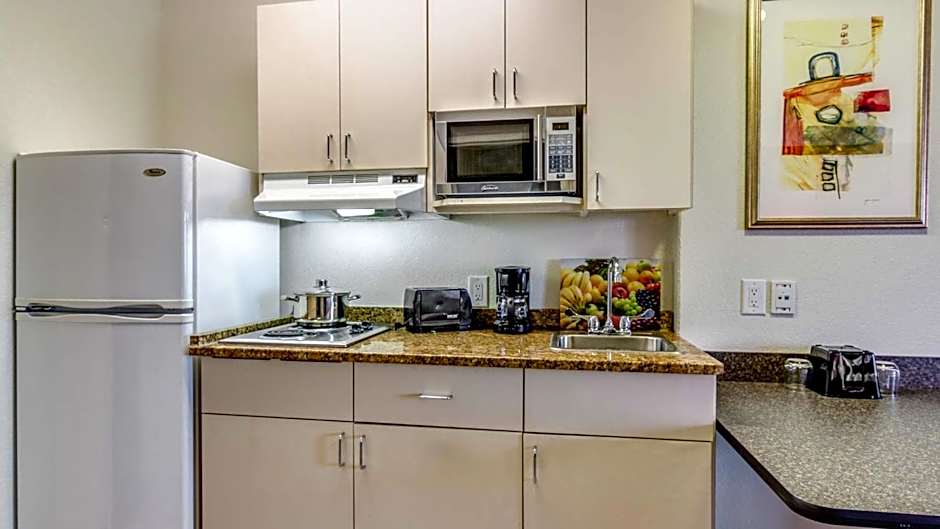 Motel 6-Saskatoon, SK