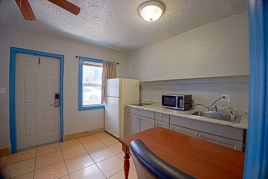 Aladdin Motel By OYO Merritt Island