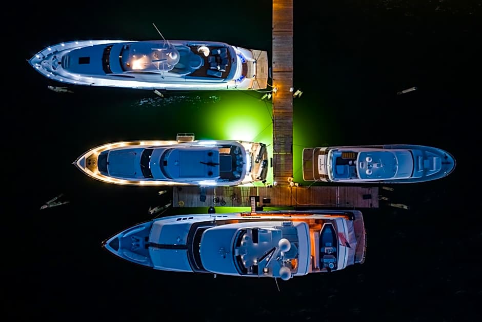 Danfords Hotel & Marina