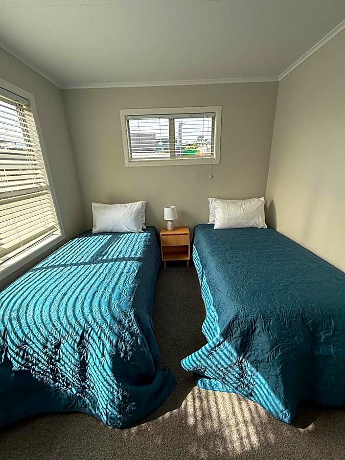 Raglan Sunset Motel and Conference Venue