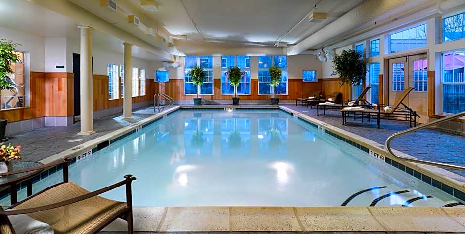 Green Mountain Suites Hotel