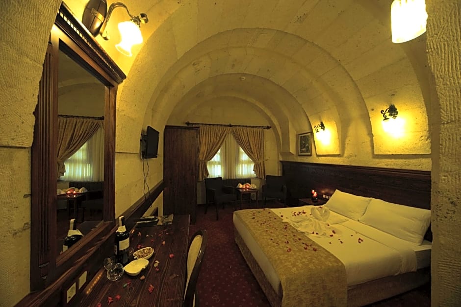 Burcu Cave Hotel