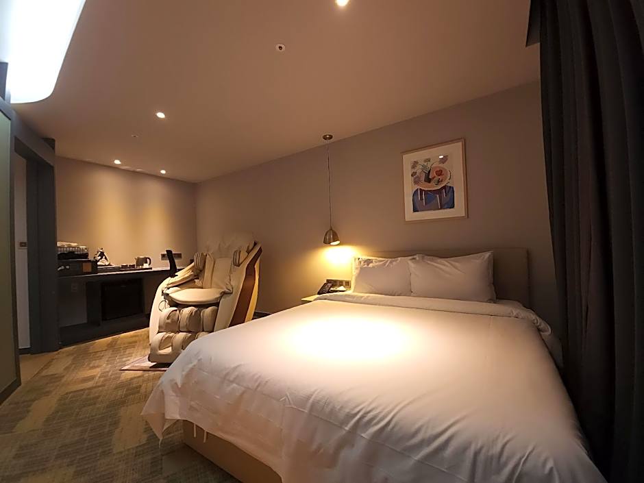 Brown Dot Hotel Chungmugong