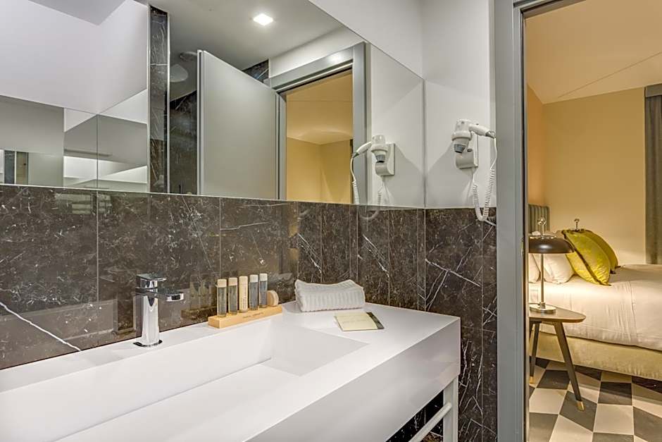 Otivm Hotel