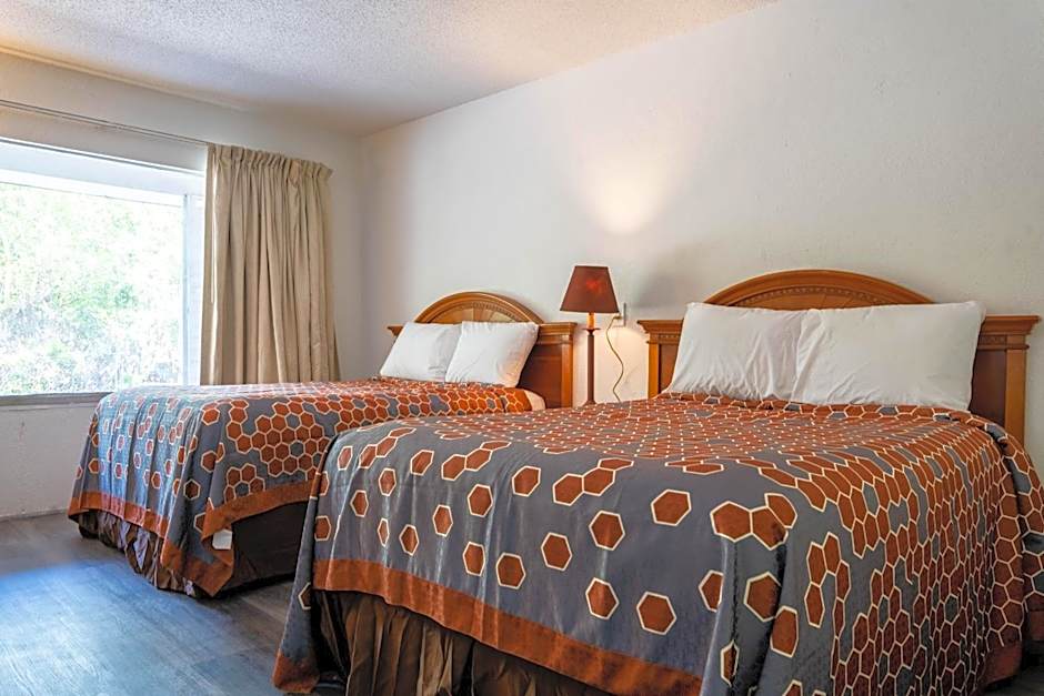 OYO Hotel Ocala, FL I-75