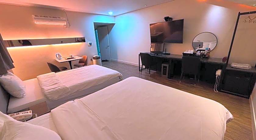 Cheonan K Hotel