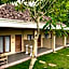 Ara Artati Lombok bungalows and Restaurant