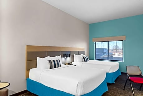 2 Queen Beds, Non-Smoking, Microwave And Refrigerator, Full Breakfast