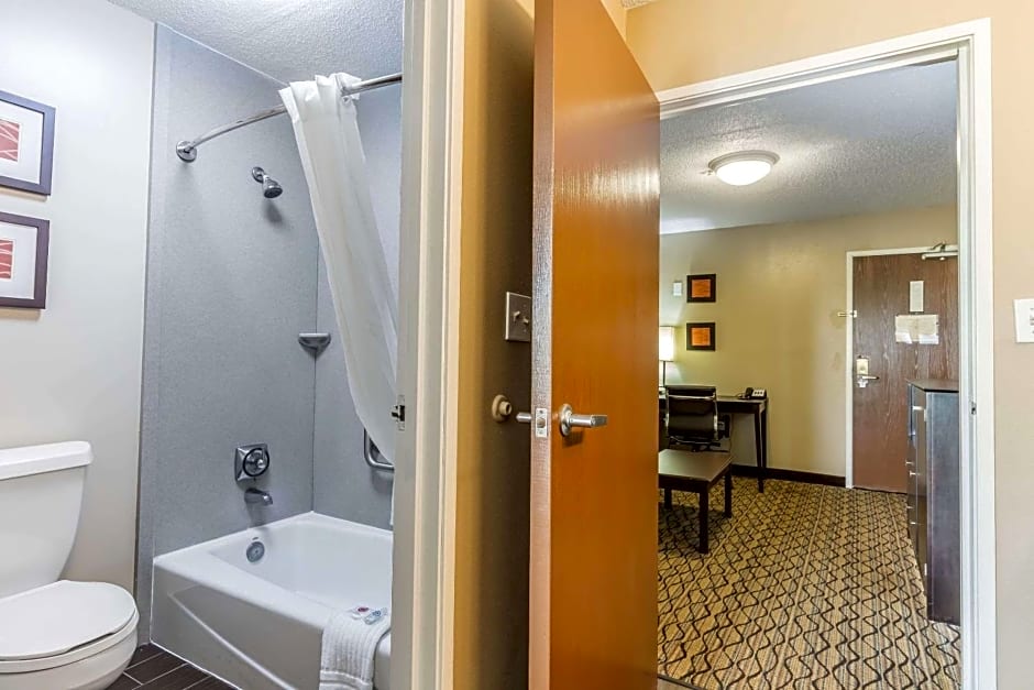 Comfort Inn & Suites Crystal Inn Sportsplex Gulfport
